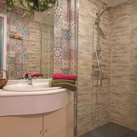 Grande Maison Familiale Avec Jardin Et Animaux Acceptes Pres De La Voie Verte - Fr-1-497-132 Dompierre (Orne)